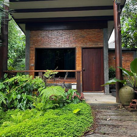 ナーン Baan Suanfah Kiangdao Bed & Breakfast エクステリア 写真