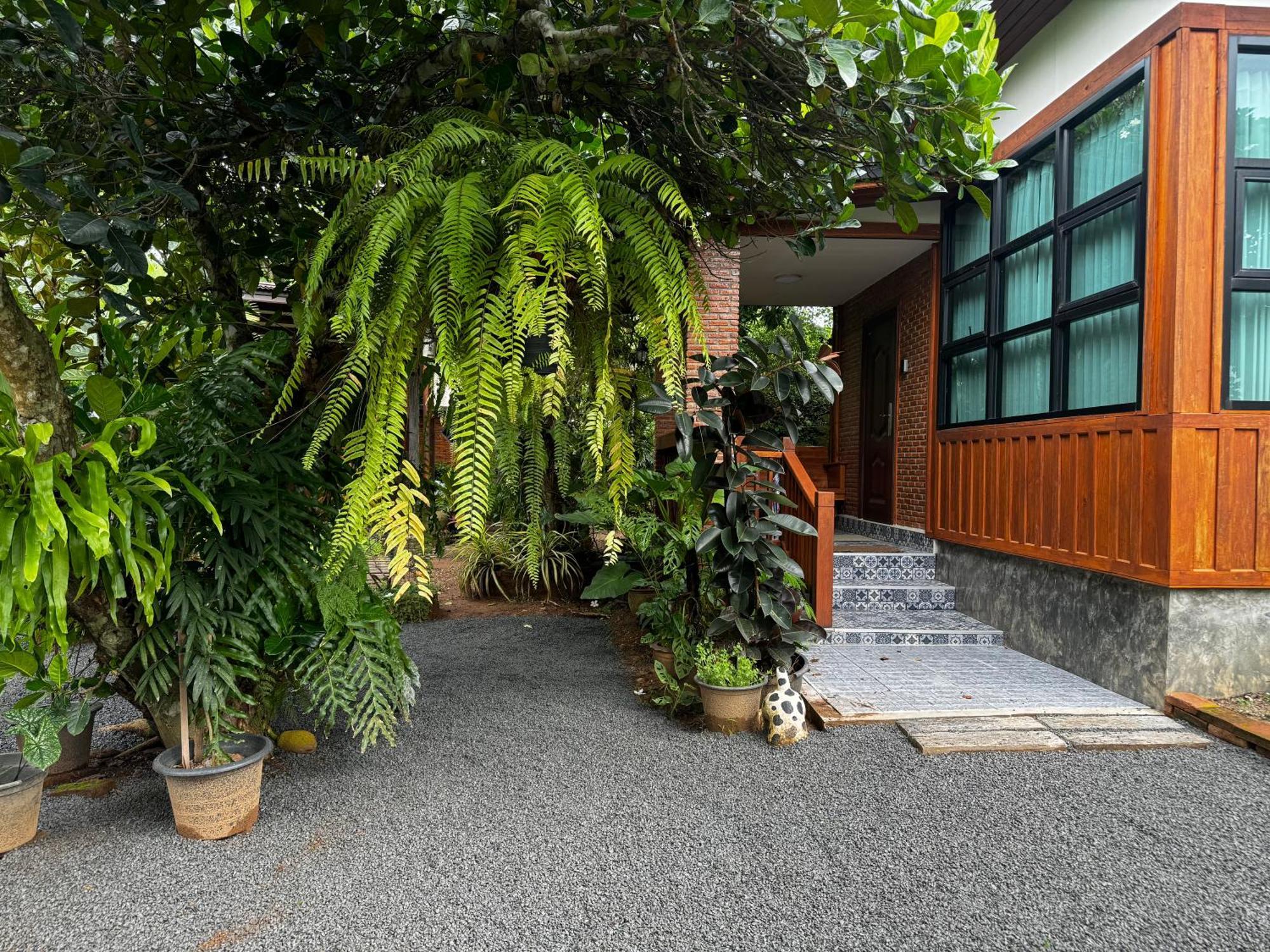 ナーン Baan Suanfah Kiangdao Bed & Breakfast エクステリア 写真